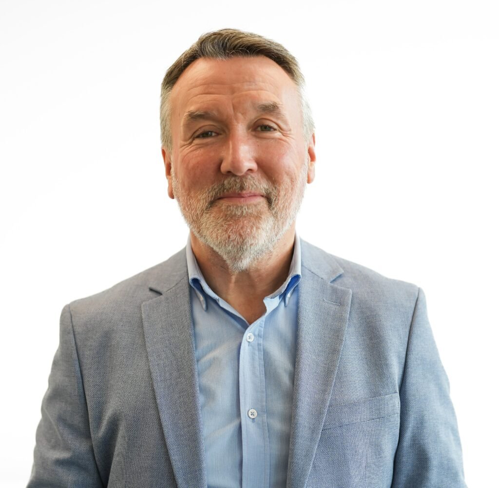 STUART-CLARKE-MBE-headshot-1024x1000